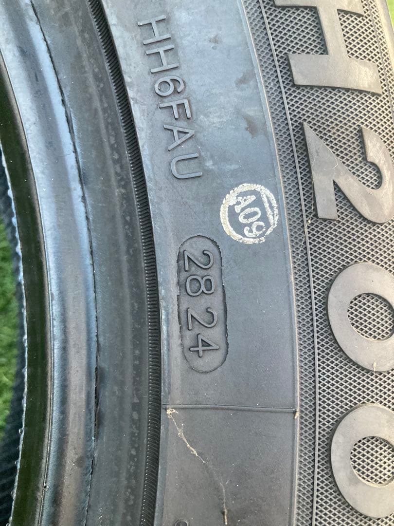 ZETEX H2000 235/55R18 スタッドレスタイヤ　4本　送料込み