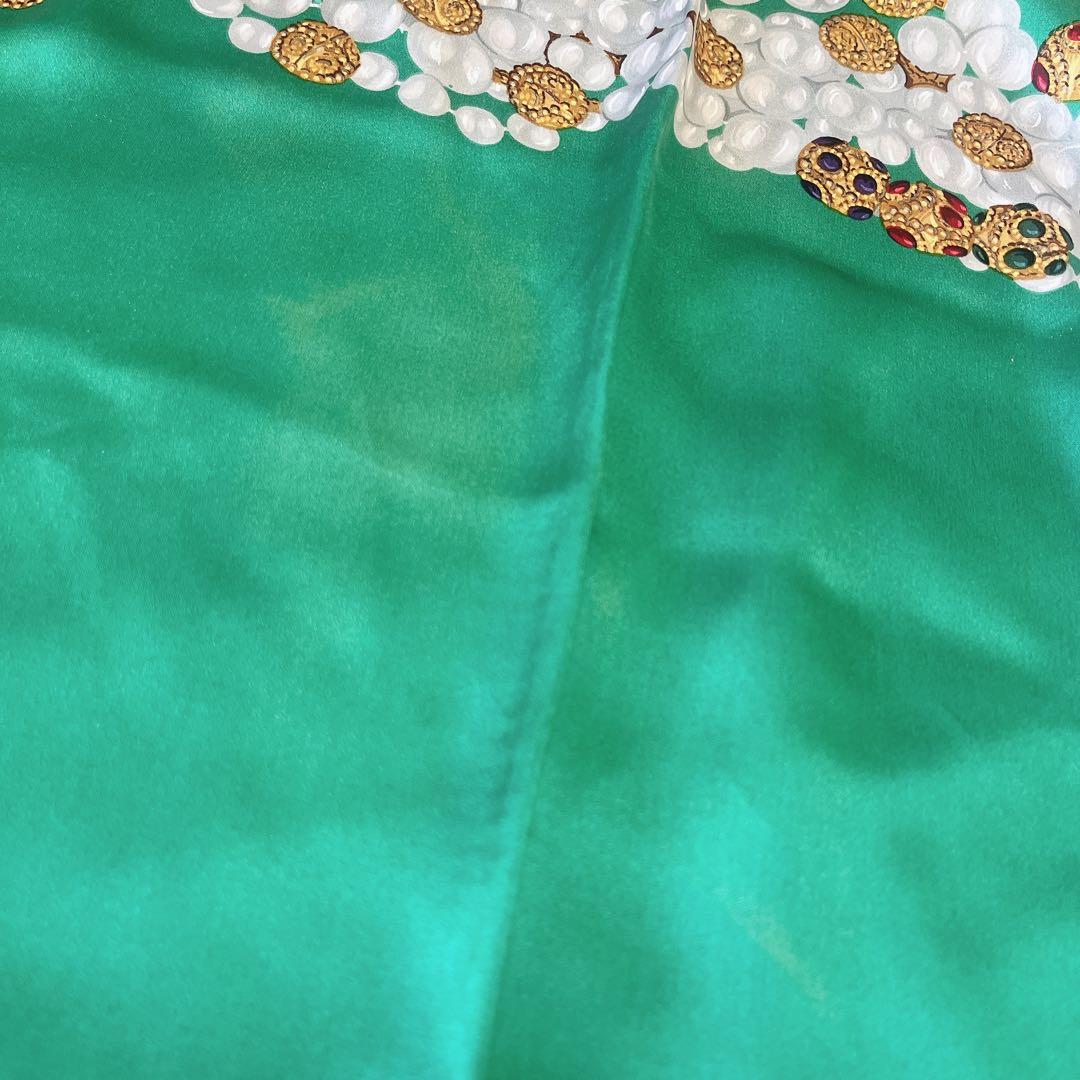 CHANEL スカーフ グリポア柄 宝石 グリーン ヴィンテージ シルク 大判