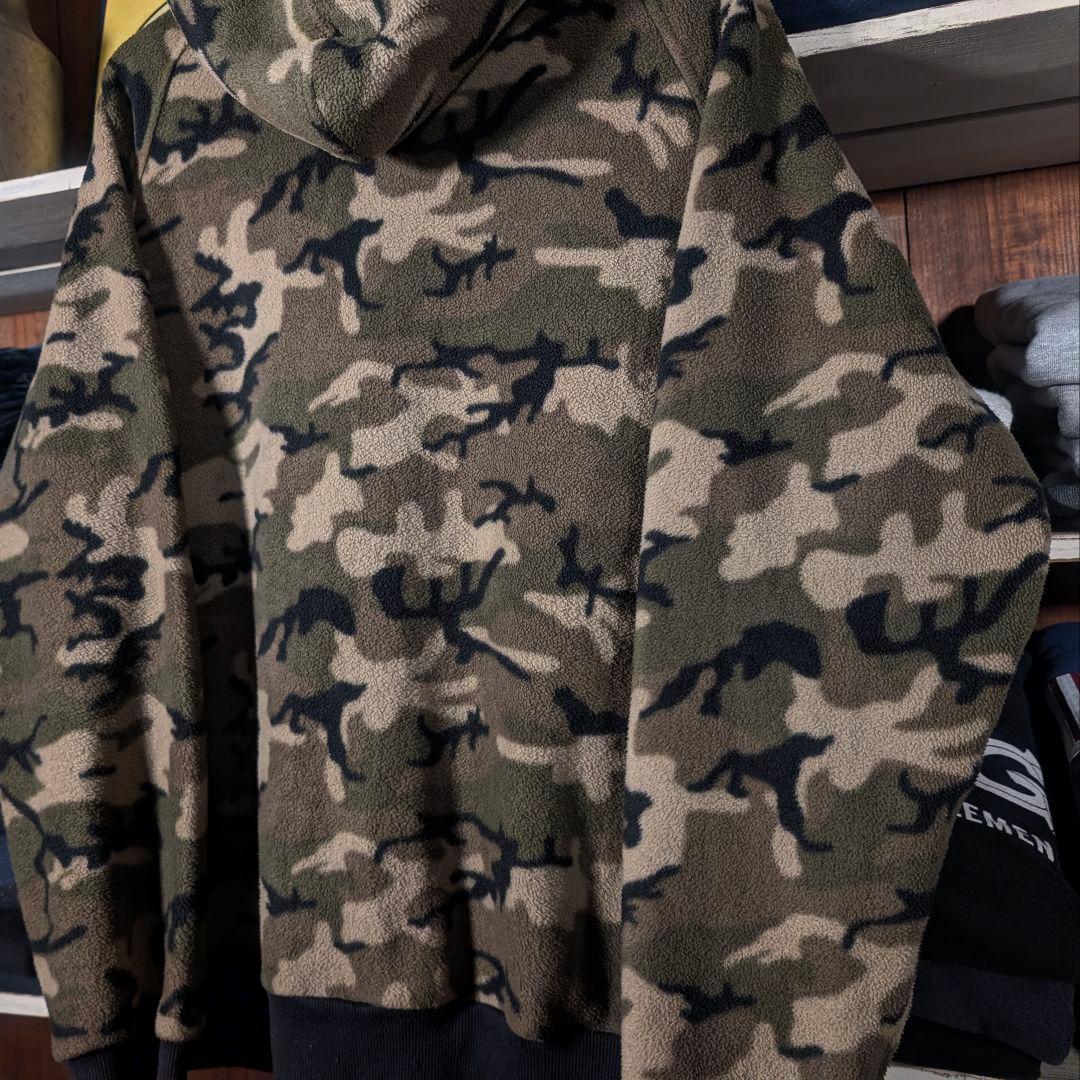 00s　old　Carhartt　タイガーカモ　ジップパーカー　ワンポイント刺繍