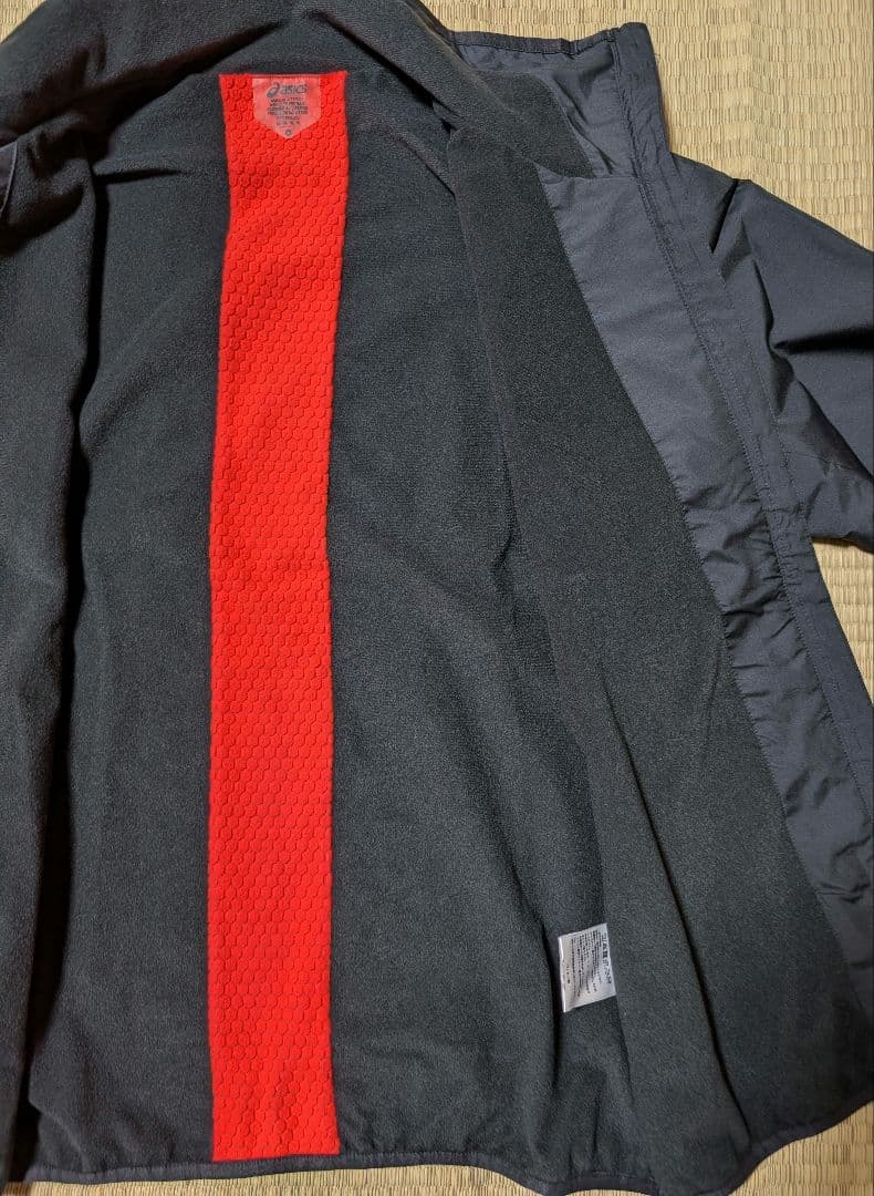 ASICS ウィンドブレーカー ブラック