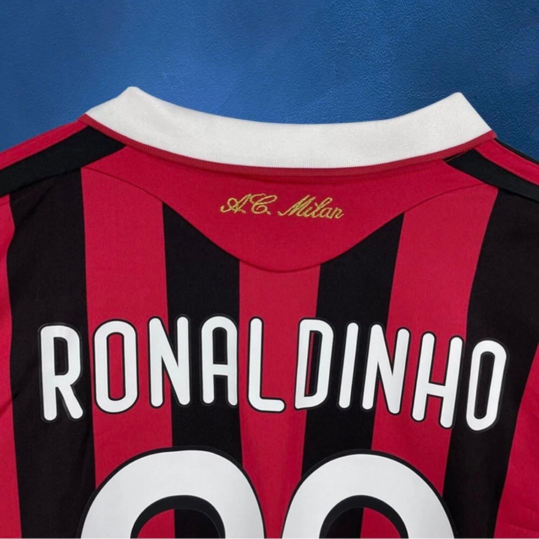 【新品】オーセンティックパッチ付き　ロナウジーニョ 80 L ACミラン　長袖