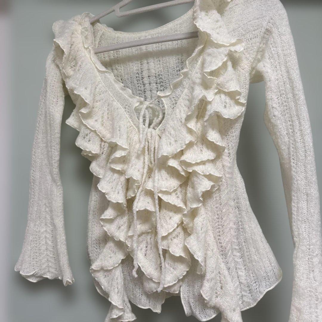 ラッフルデザインニットプルオーバー