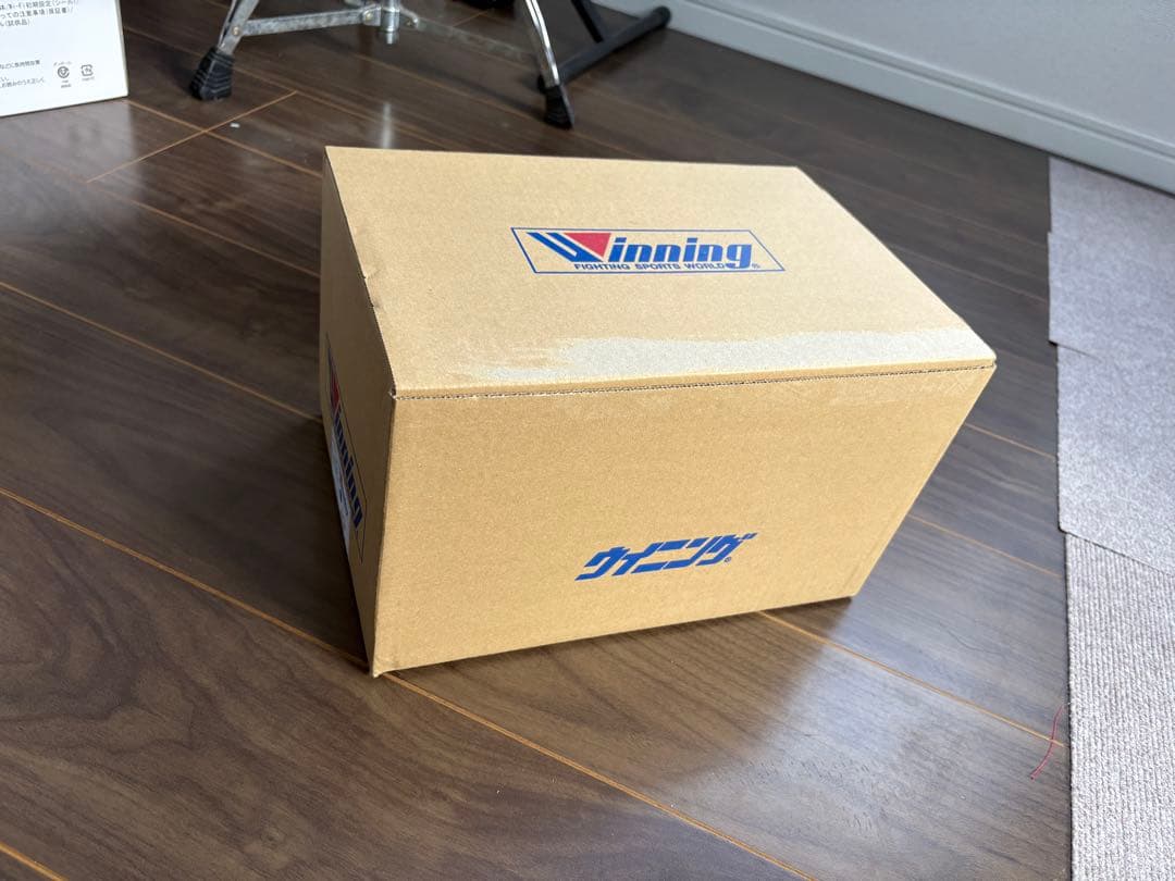 【新品未使用】Winning ウイニング ボクシンググローブ 10oz 青　本革