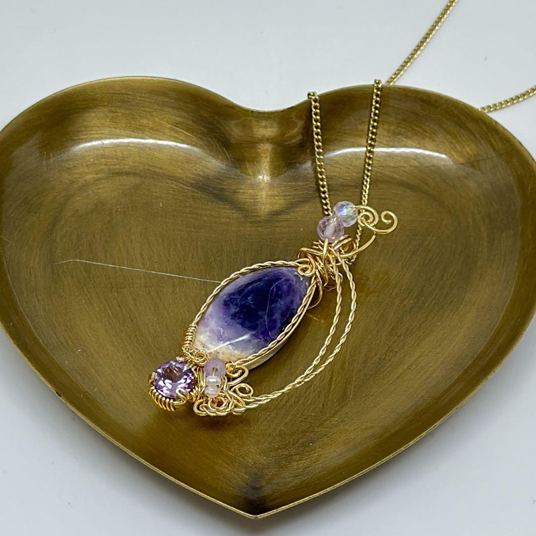 魅惑の深紫✴︎ 希少石ティファニーストーンのワイヤージュエリー