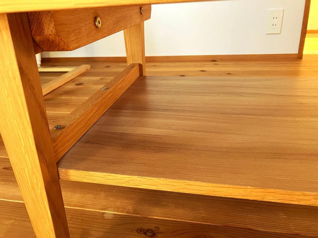 unico シグネ　ローテーブル