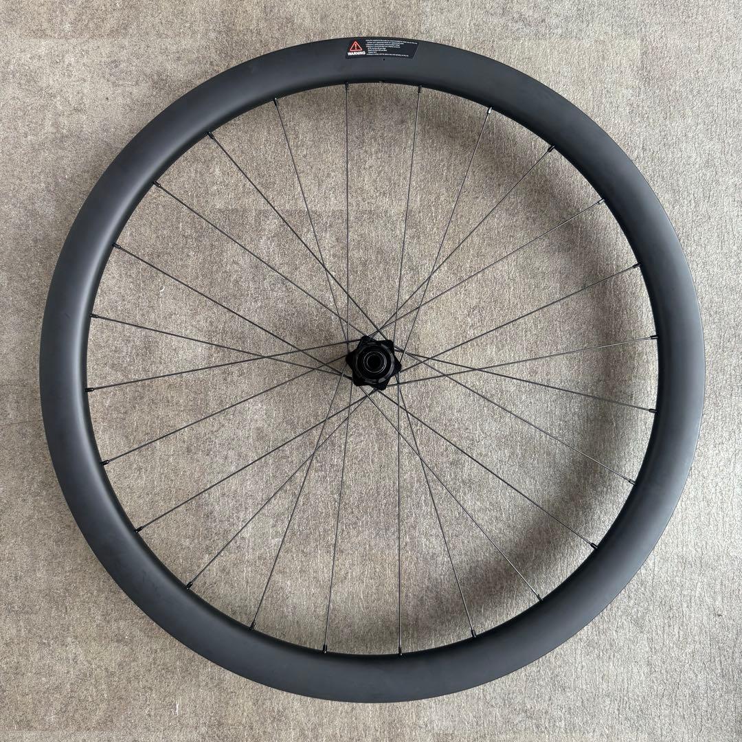 美品 カーボン ホイール ディスク グラベル 700C