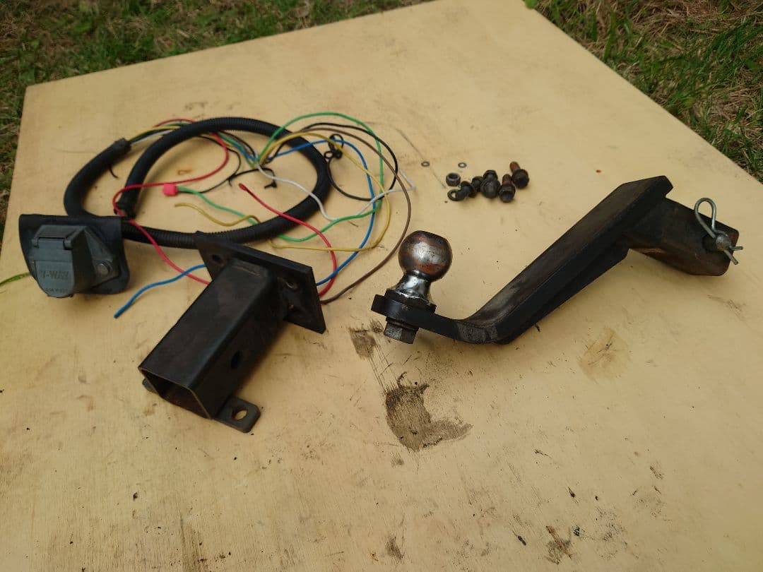 トレーラーヒッチメンバー　送料無料