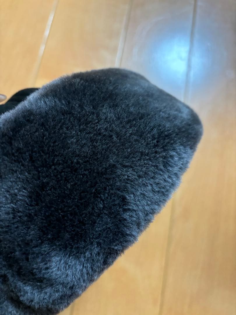 LOEWE ファー キャップ