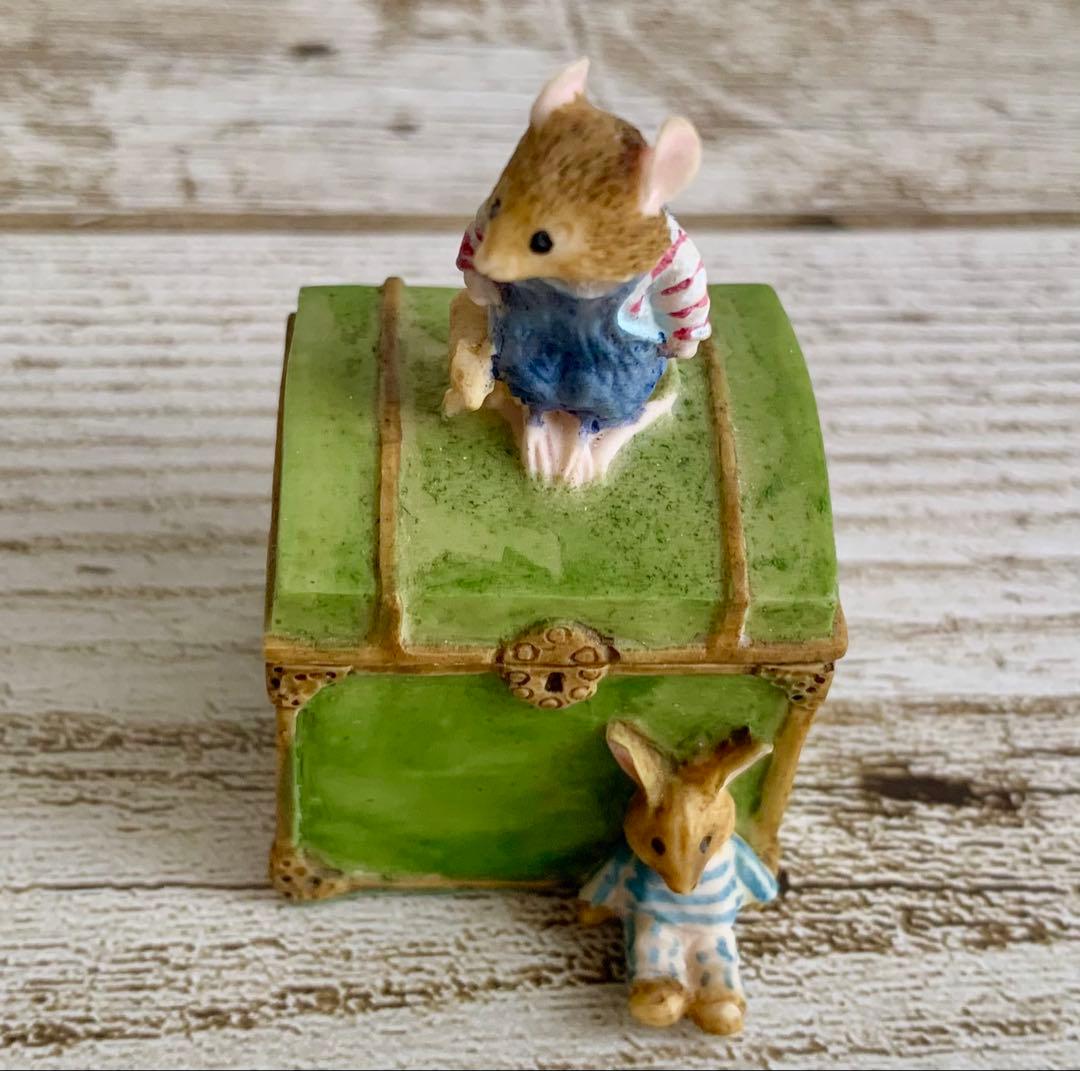 ミニチュアトイチェスト ウィフレッド ブランブリーヘッジ エネスコ