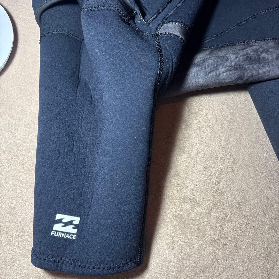とんびーー billabong ウエットスーツ