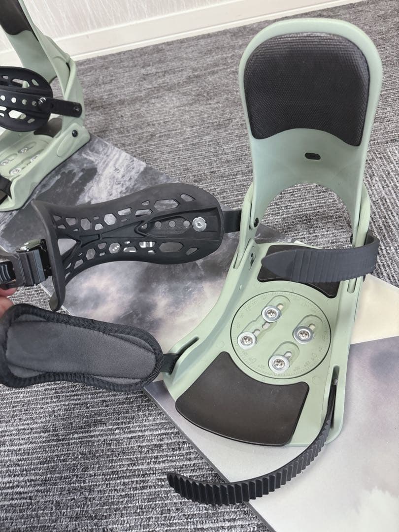 44超美品❗️超豪華❗️HEAD メンズスノーボードセット★スノボ151cm+ビン付