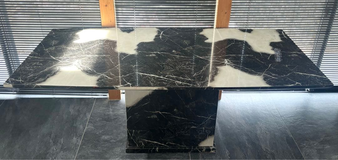 大理石風ダイニングテーブル　取りに来ていただける方限定