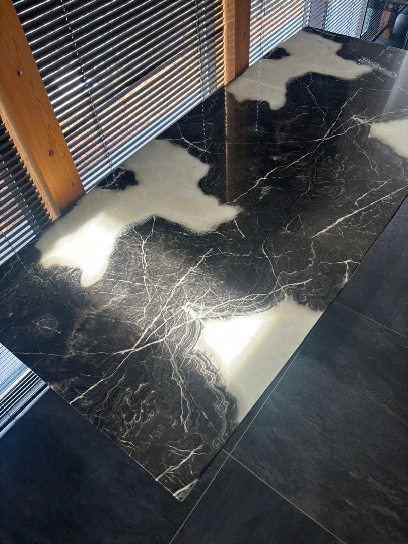 大理石風ダイニングテーブル　取りに来ていただける方限定