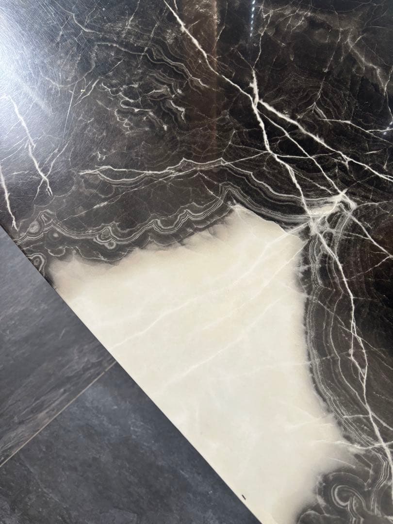 大理石風ダイニングテーブル　取りに来ていただける方限定