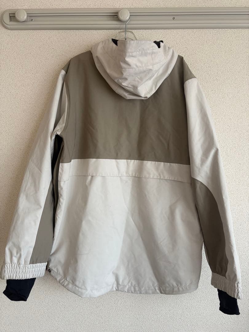 あいAIRBLASTER STAY WILDパーカー グレー/ホワイト M