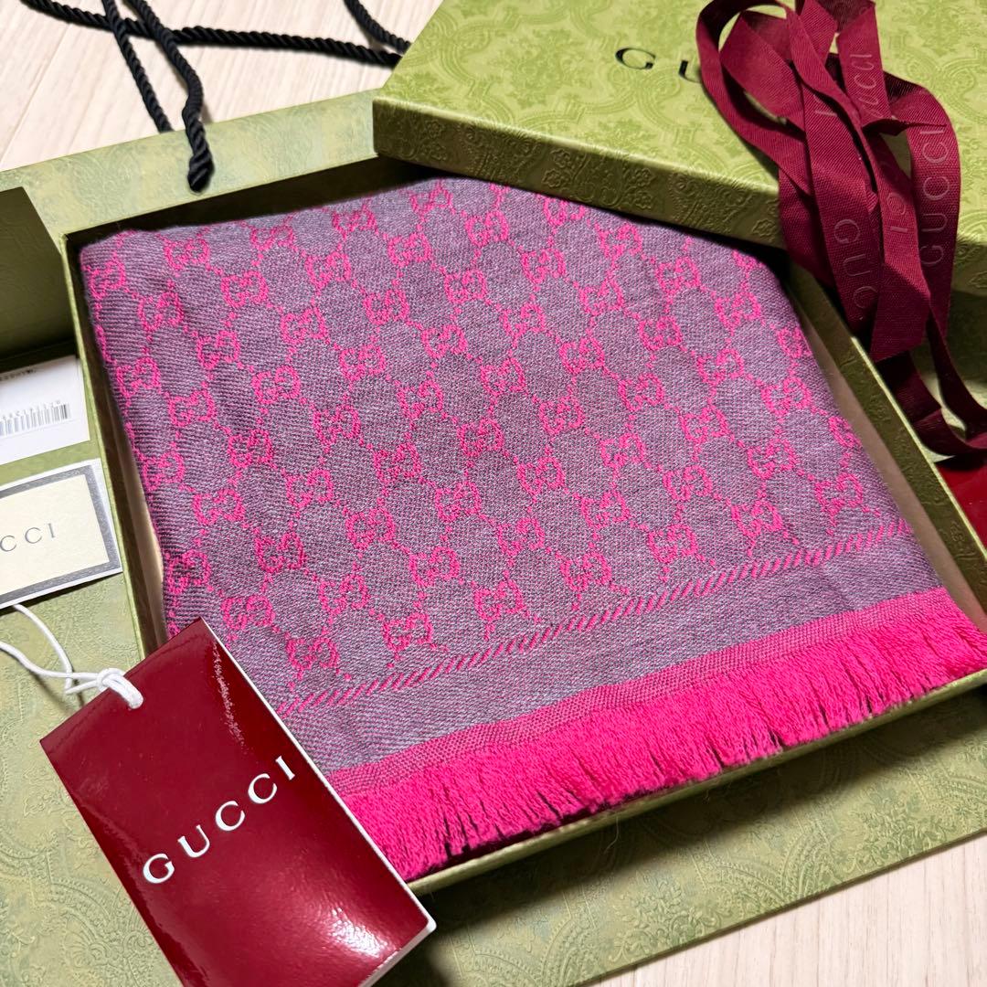 大判新品✨GUCCIマフラー❗️箱紙袋セット❗️グッチマフラー　レディース