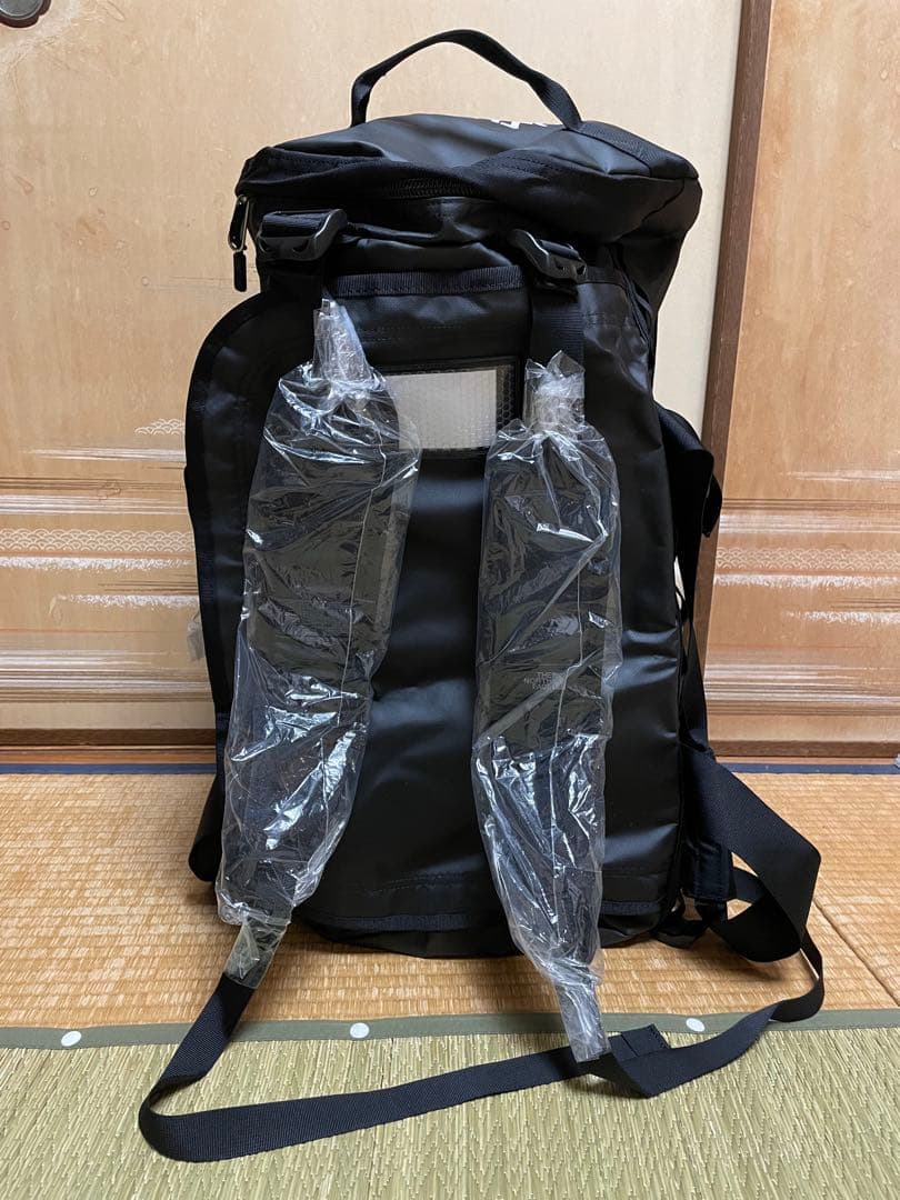 新品・未使用 ノースフェイス ベースキャンプダッフルM リュック ボストンバッグ
