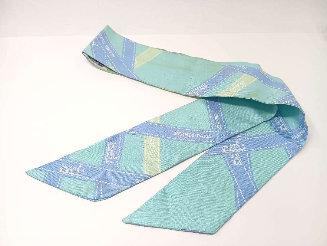 001 HERMES エルメス ツイリー