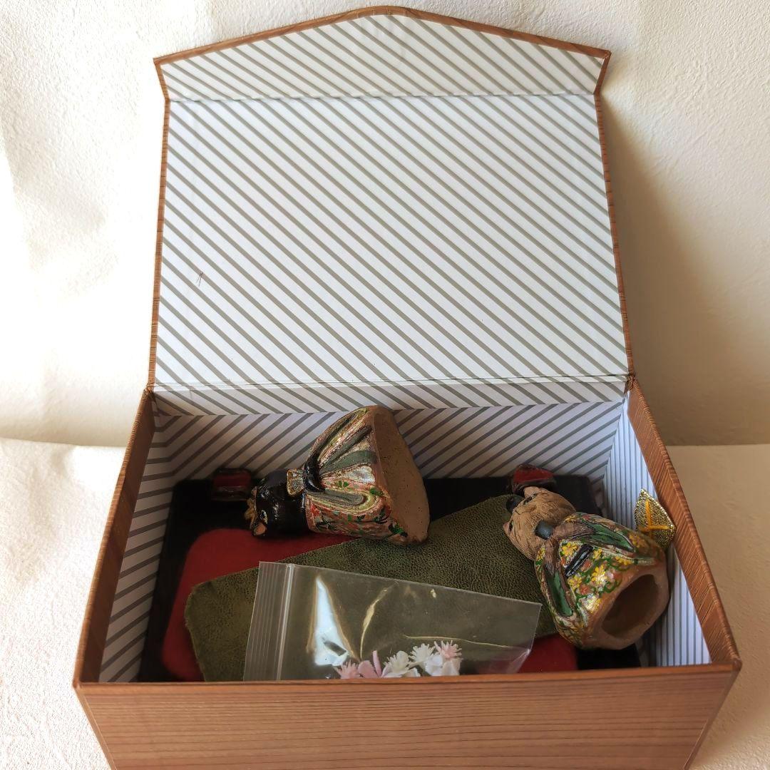 猫の雛人形4 陶器製 伝統的スタイル