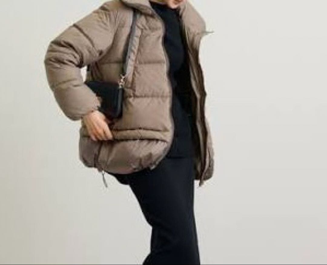 【高級】DUVETICA ダウンジャケット　ISULETUスレツ　42