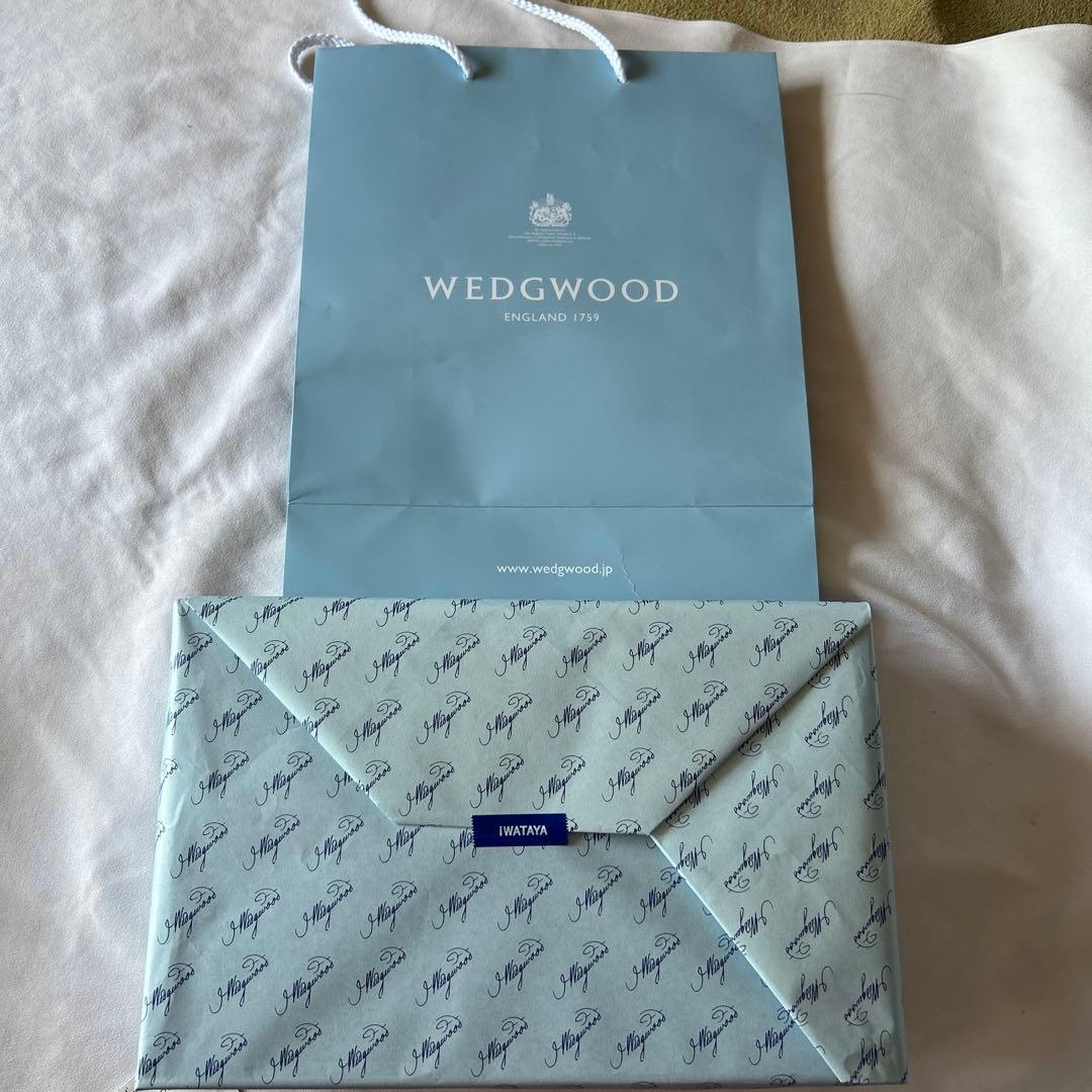 ウェッジウッドウェッジウッド レースゴプレート 20cmマグカップ 2セット