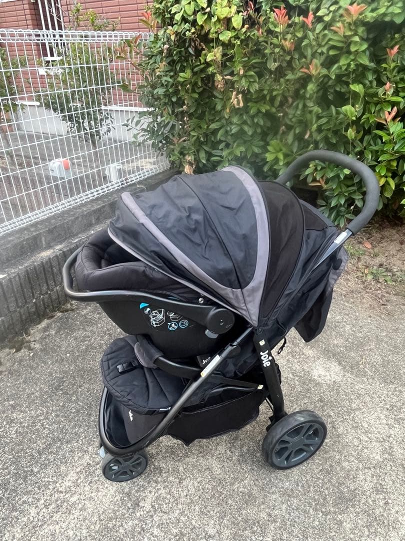 ジョイー joie トラベルシステム　チャイルドシート　ベビーカー