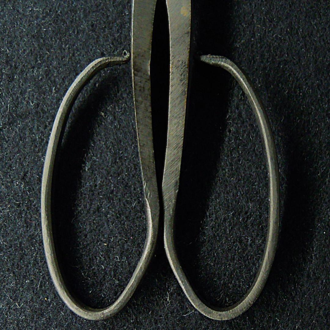 茶*爺様 安重 総火造 さつき鋏 稀少な曲刃 無銘 未使用 149mm 新店舗移