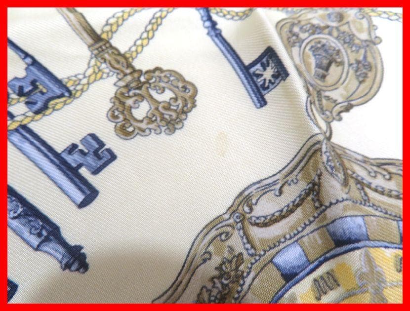 HERMES エルメス スカーフ mム136