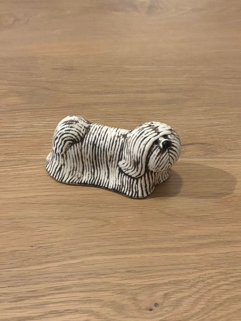 Lisa Larson リサラーソン　犬　マルチーズ