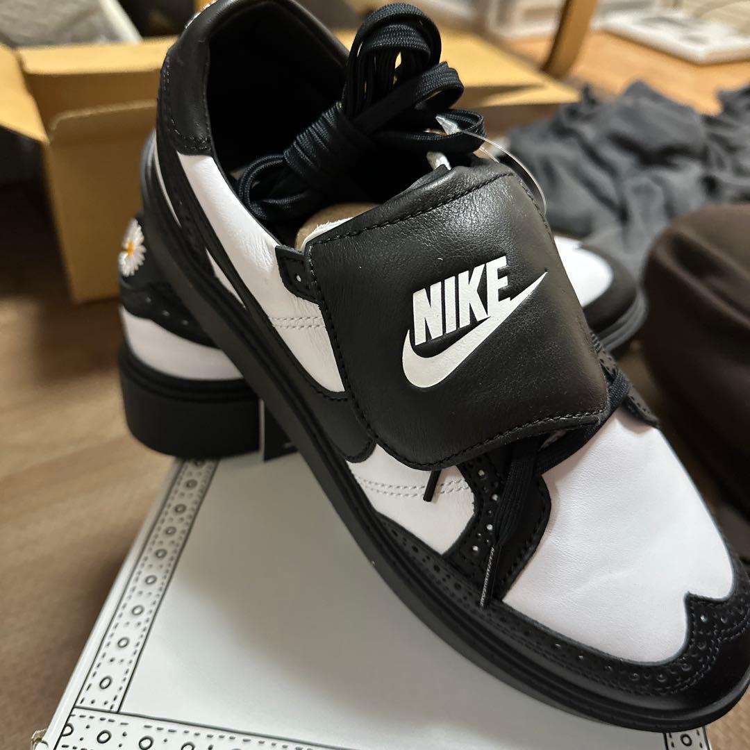 Nike PEACE & HARMONY スニーカー ホワイト/ブラック