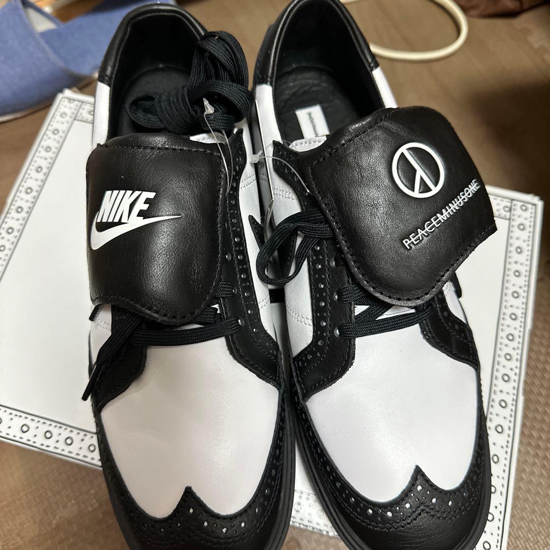 Nike PEACE & HARMONY スニーカー ホワイト/ブラック