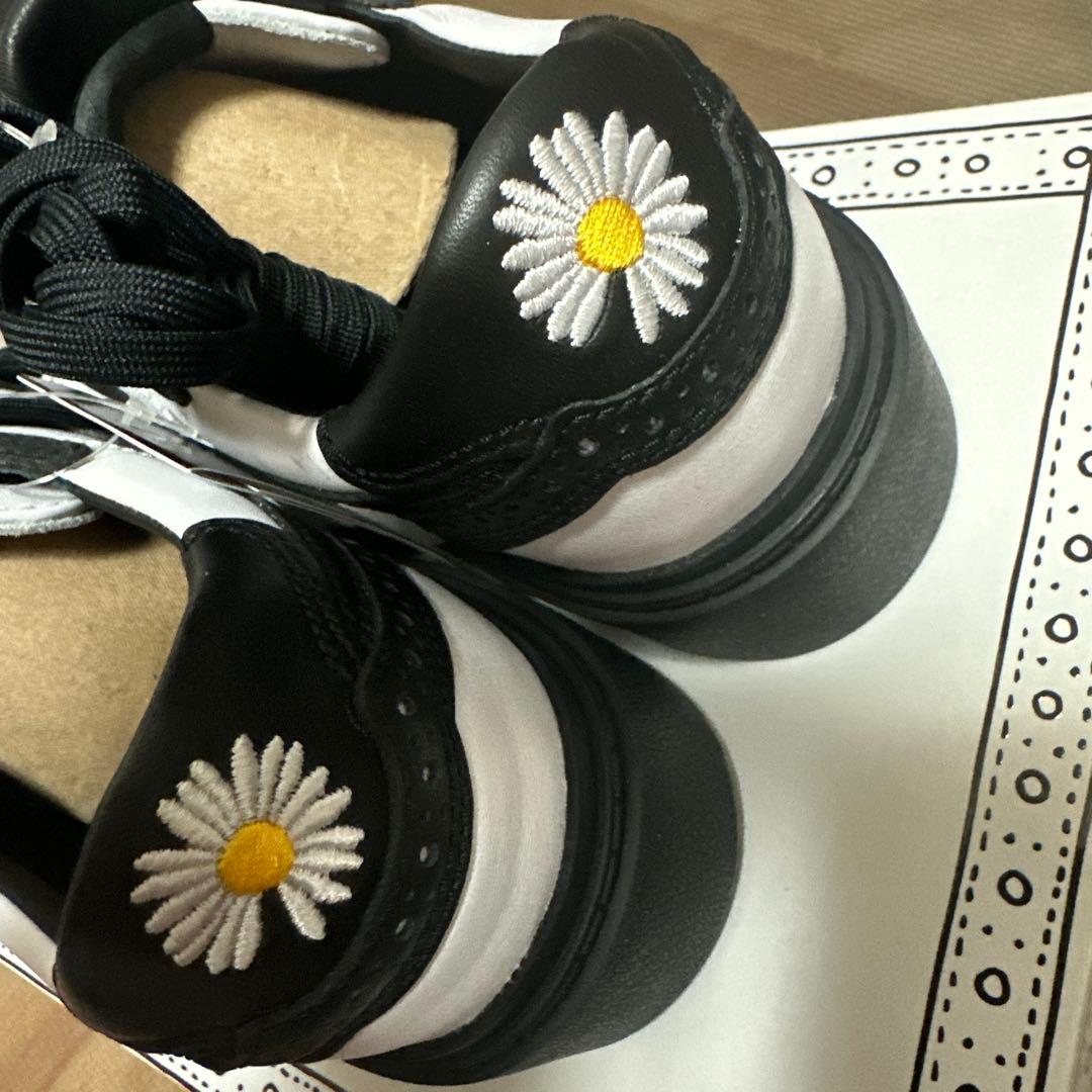 Nike PEACE & HARMONY スニーカー ホワイト/ブラック