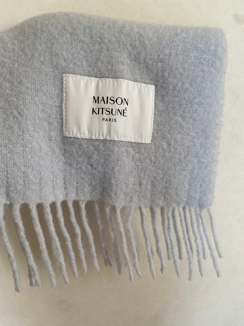 MAISON KITSUNÉ ライトブルー マフラー