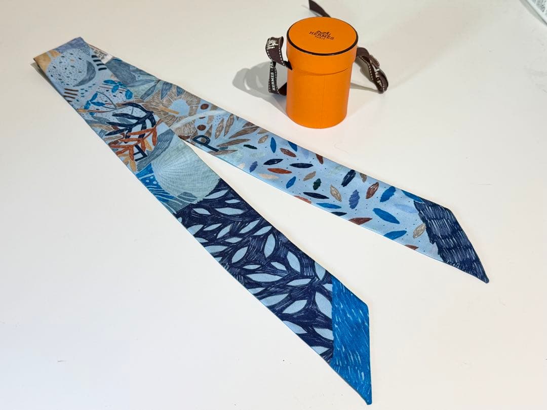 【未使用品】HERMESエルメス ツイリー それぞれの巣作り ブルー