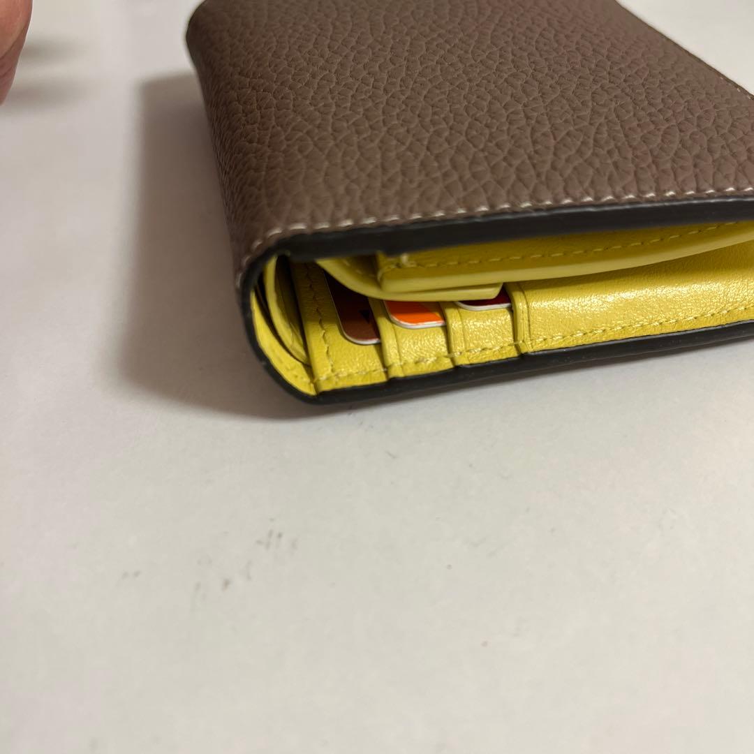 【使用1年未満】BONAVENTURA 二つ折り財布