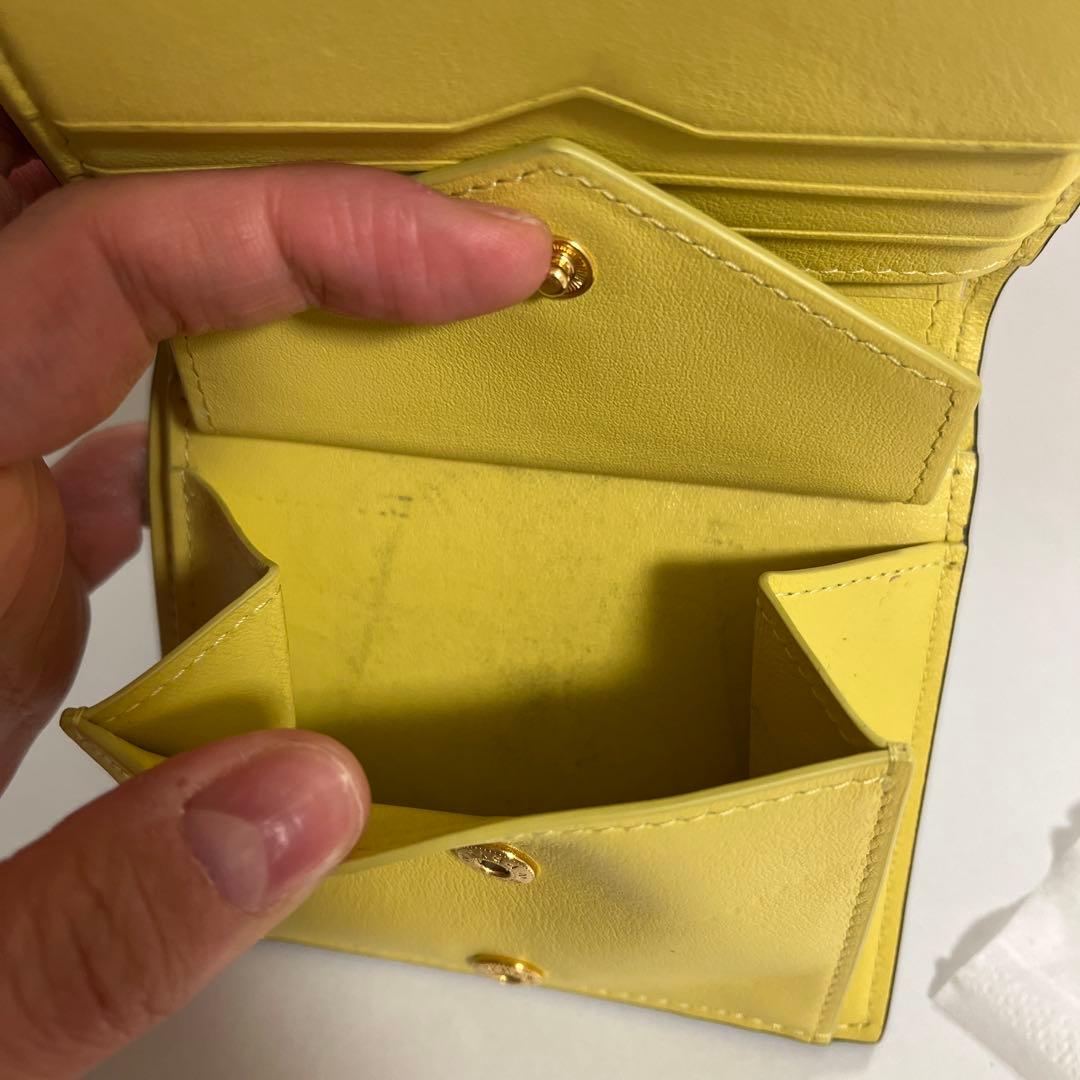 【使用1年未満】BONAVENTURA 二つ折り財布