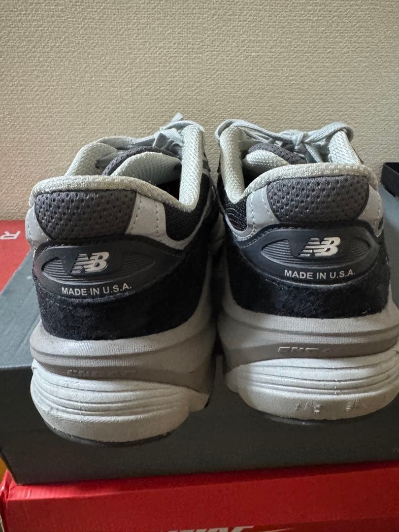 New Balance 990 黒/グレー