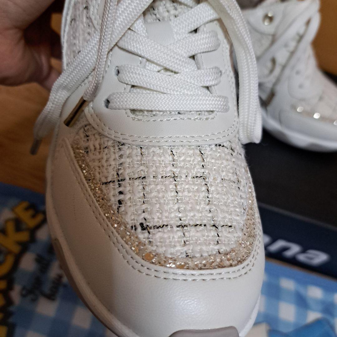 diana ホワイト スニーカー ウェッジソール