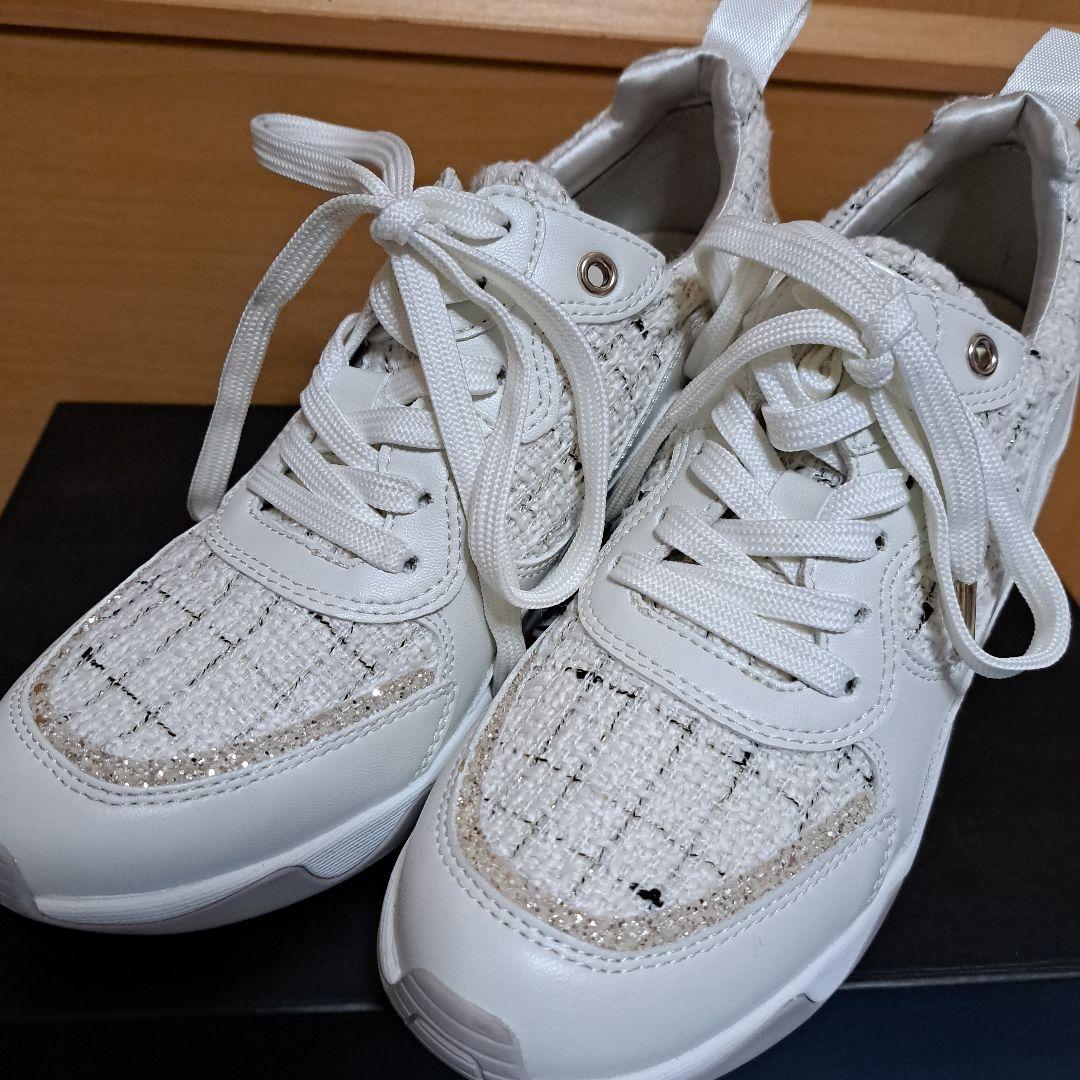 diana ホワイト スニーカー ウェッジソール