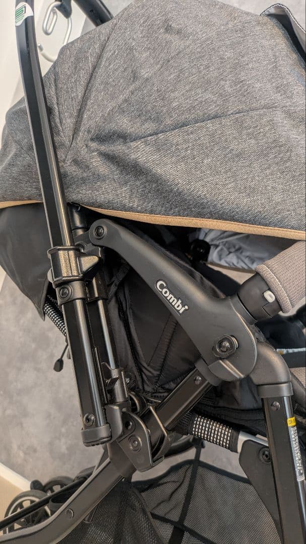 Combi ベビーカー スゴカル4キャス エッグショック 限定色 オマケ付