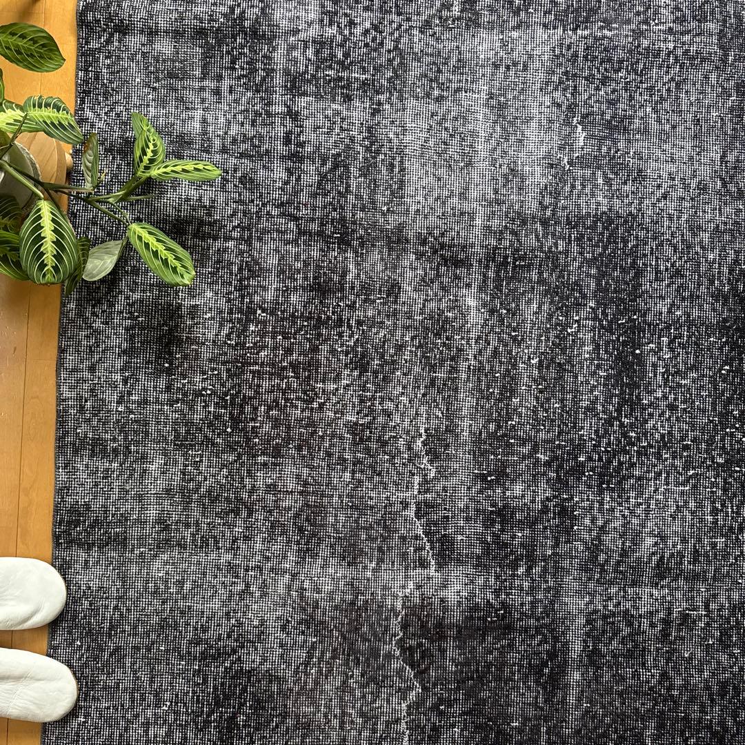 110×203 ブラックグレイオーバーダイ　ワンカラー　トルコヴィンテージラグ