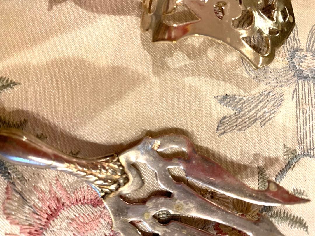 フランスアンティーク　リボンモチーフ★シルバーのラザニアスプーン