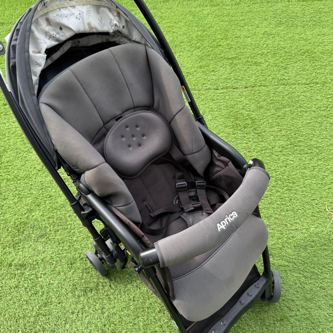 22年モデル　Aprica アップリカ カルーンエアーメッシュAB グレー