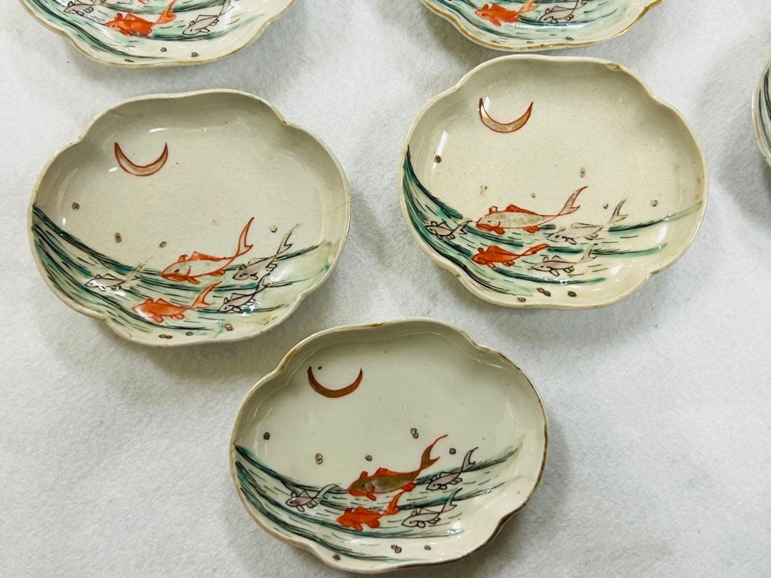 古伊万里？赤絵魚図貝型皿　色絵　16枚