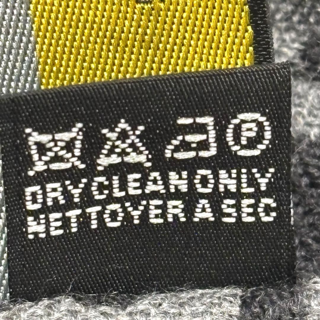 FENDI フェンディ ズッカ柄 マフラー ウール 総柄 グレー × ブラック