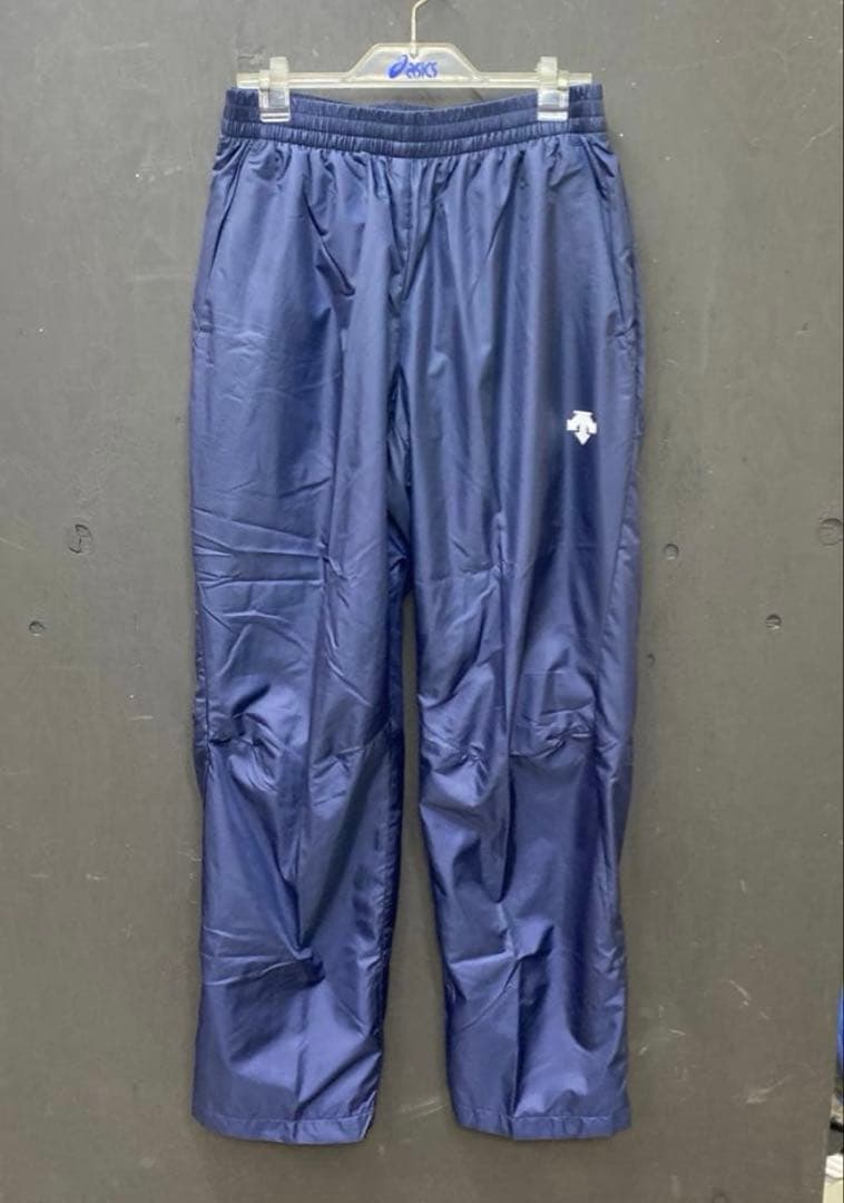 T.blue【新品】デサントウインドブレーカー　セットアップ