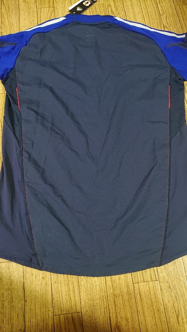 新品adidas日本代表長袖オーセンテイックユニフォーム