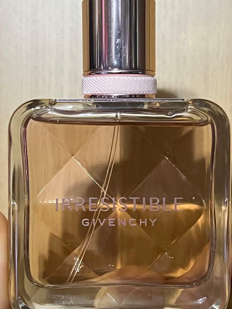 香水(女性用) Irresistible Givenchy Eau de Parfum 50mL