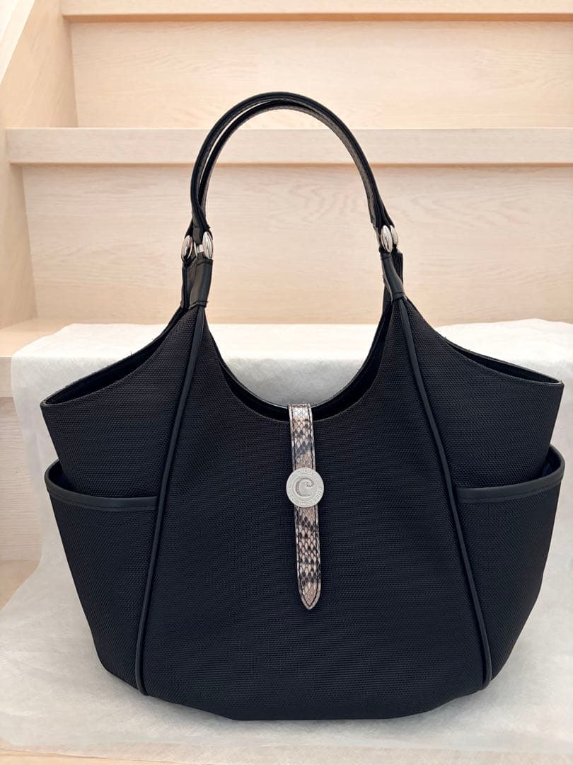 coogaクーガ CatNoraキャットノラ トートバッグ