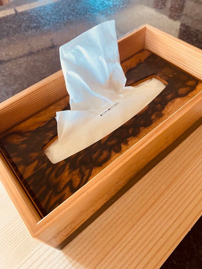 銘木黒柿ティッシュボックス ナチュラルウッド